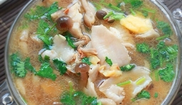 魚片菌菇大醬湯