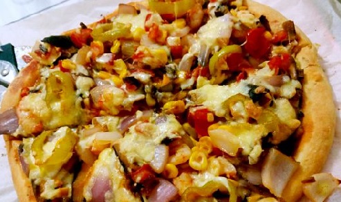 香菇海鮮脆皮披薩