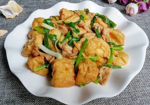 油豆腐炒瘦肉