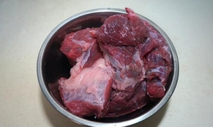 清燉牛肉的家常做法，步驟簡單，營養豐富